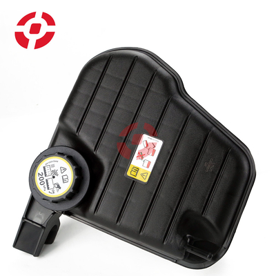 C2D36671 Auto Cooling Systems Engine Radiator Cooling Pot Coolant Expansion Tanks