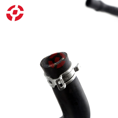 LR050854 Automotive Engine Radiator Pipe Assembly Coolant Uppipe Rubber Line