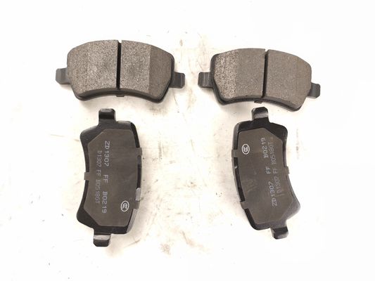30648382 30671576 30671575 Rear Brake Pad For VO LVO S80 V70 S70 S60 XC70 XC60