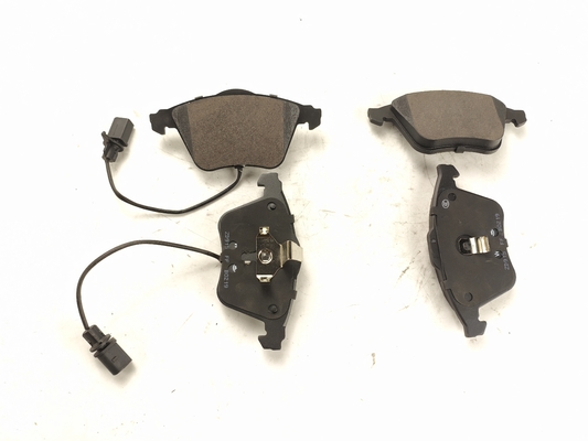Volvo S40 V50 Auto Parts Brake Pads Front Brake Pad 30793618 3074203