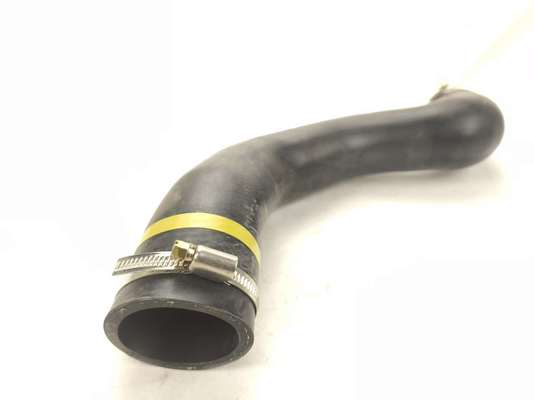 Turbocharged air cooler intake pipe OE PNH500371 Right hand upper intercooler hose for Land Rover