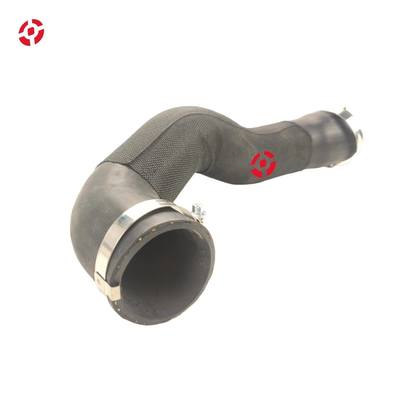 Top inter cooler hose Intercooler hose to intake manifold elbow Part No. LR076845 Air intercooler pipe for Land Rover